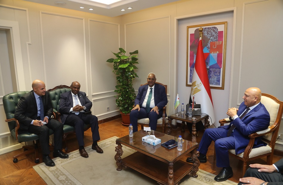 Egypt and Djibouti debates establishment of a logistic region and maritime transport faculty