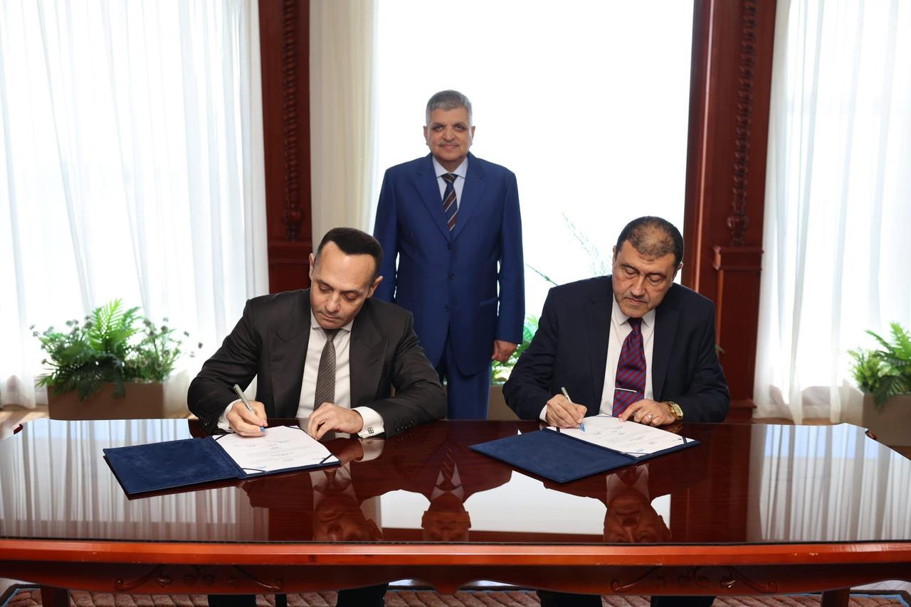 تعاون مثمر بين كبرى شركات النقل البحري العالمية “ميرسك” وهيئة قناة السويس