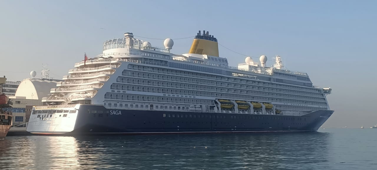 Alex port receives three tourist vessels on board of which 8 thousand tourists