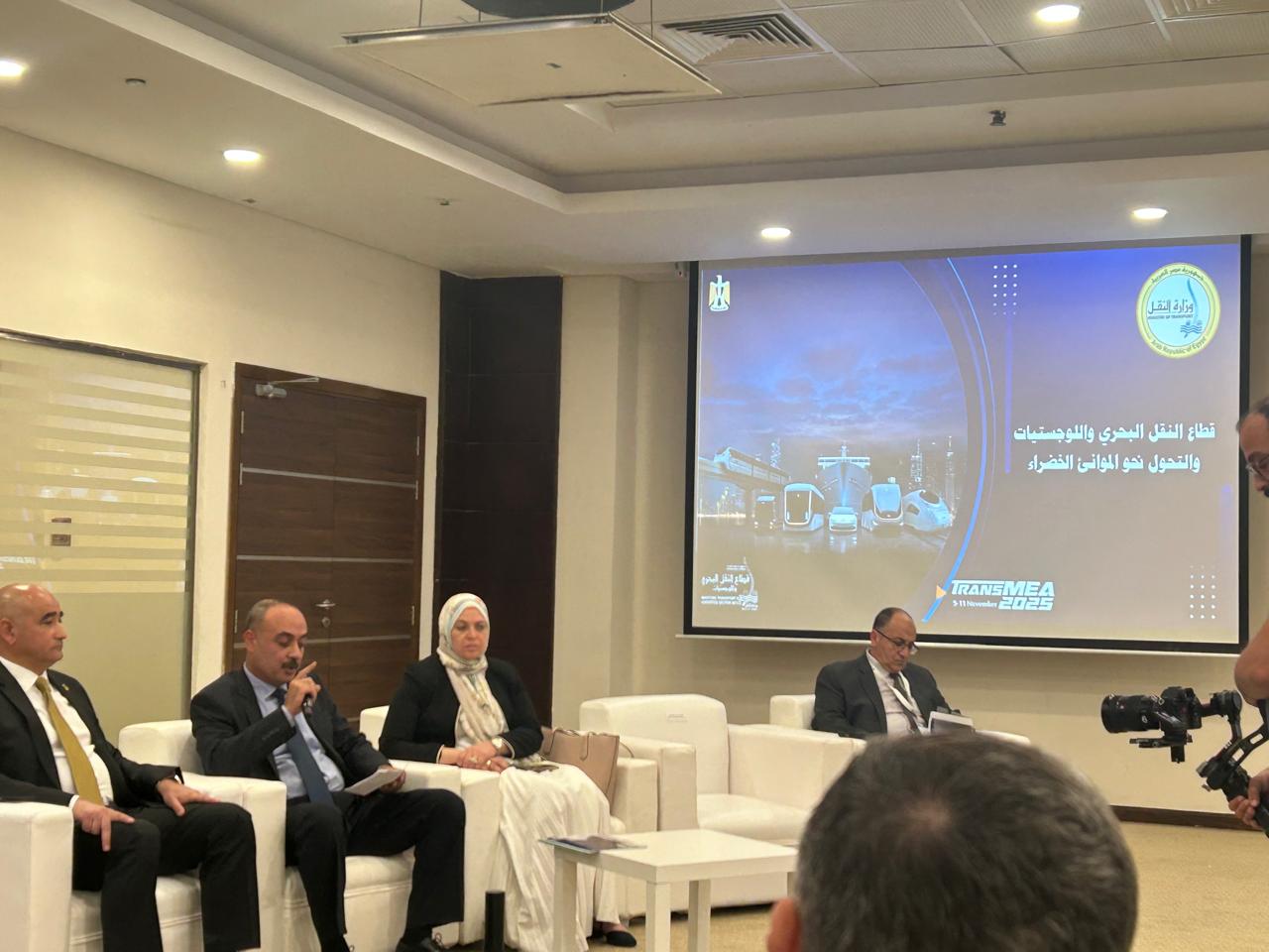 النقل البحري الأخضر المستدام