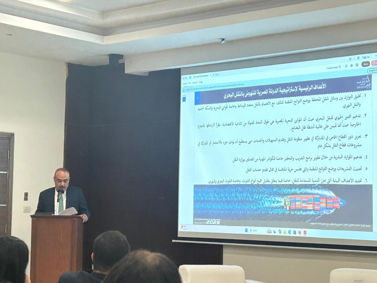 جهود وزارة النقل لتطوير النقل البحري والتكامل مع حمور قناة السويس