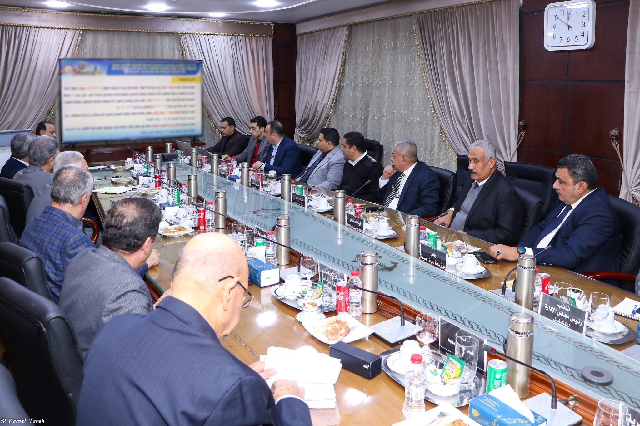 رئيس قطاع النقل البحري واللوجستيات يتفقد المشروعات القومية بميناء دمياط