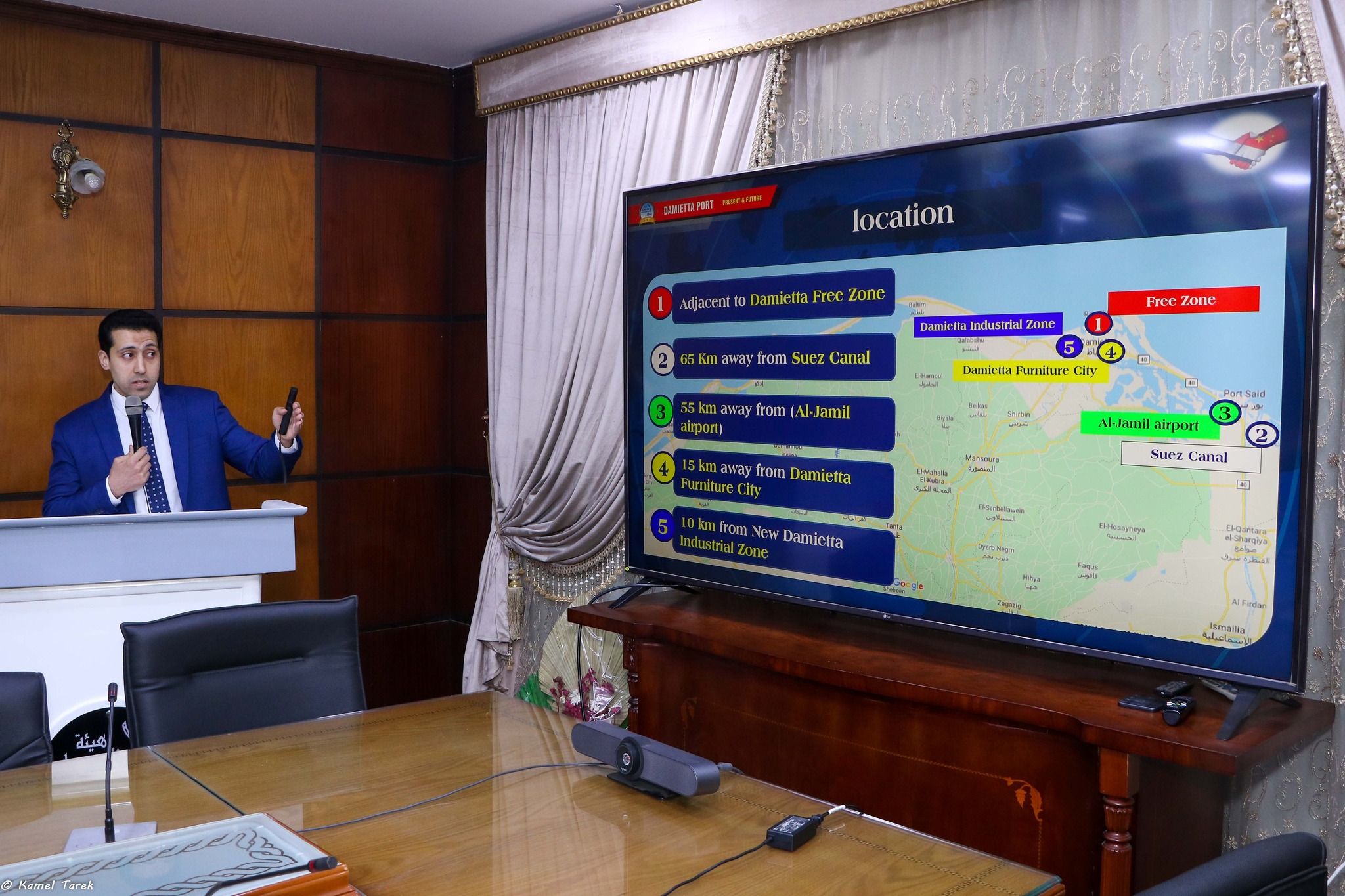 A Chinese delegation in a visit to maritime Damietta port to enhance bilateral cooperation