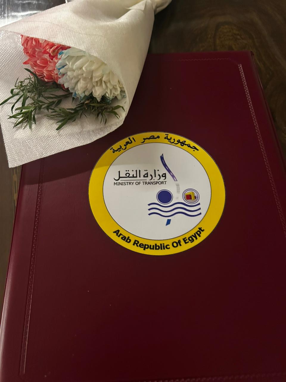 الفريق كامل الوزير، وزير النقل، يُكرّم الأمهات المثاليات بمختلف قطاعات الوزارة بمناسبة يوم المرأة المصرية